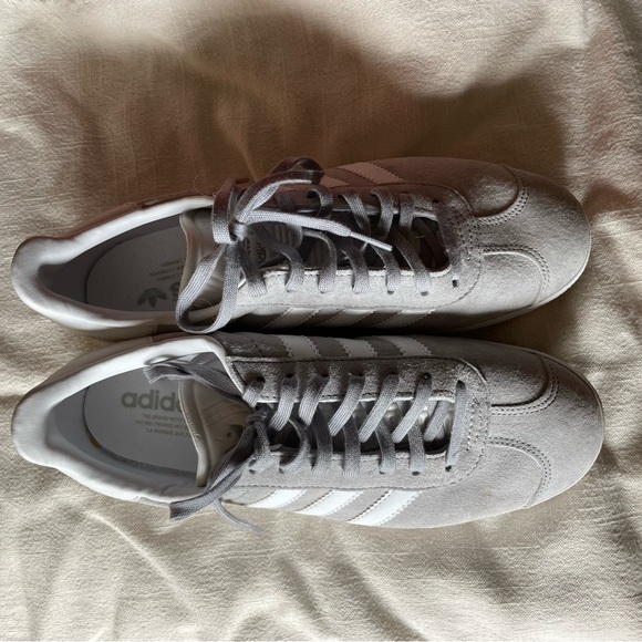 Grey Adidas gazelles - Picture 4 of 4